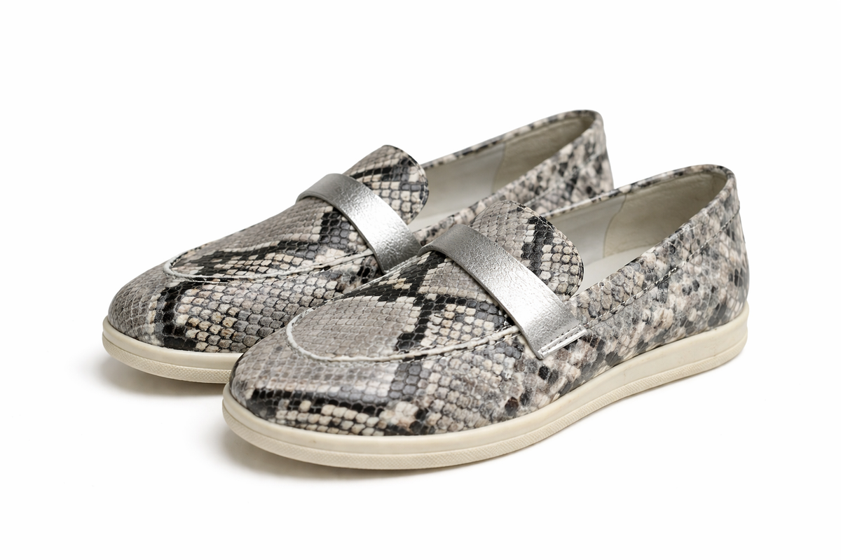 RIZA - Mocassins En Cuir Serpant Noir Gris